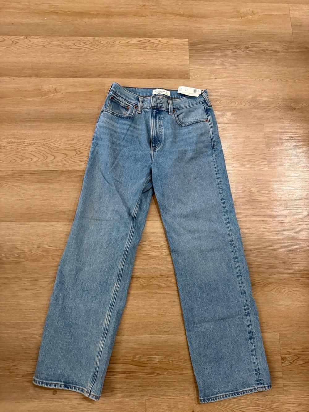 Abercrombie & Fitch Light Blue High-Rise Relaxed Jeans